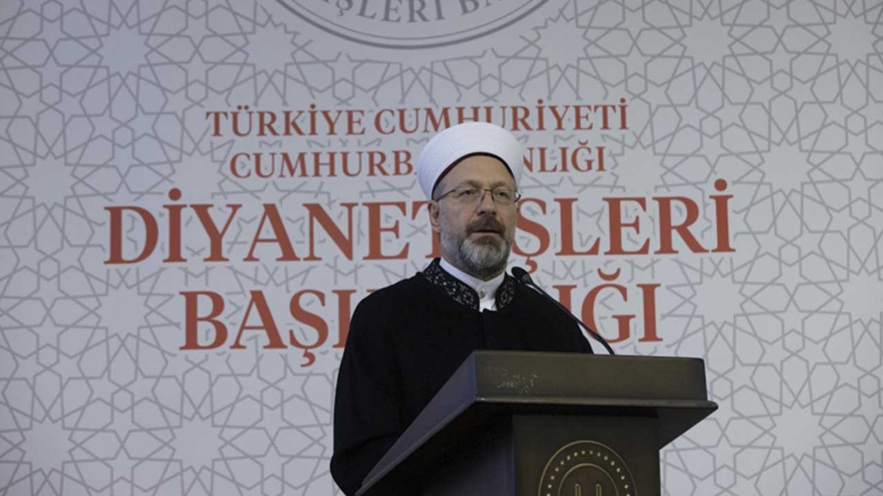 Diyanet İşleri Başkanından Açıklama! Hac İçin Yaş Şartı Kaç, 65 Yaş Üstü Gidebilir Mi?