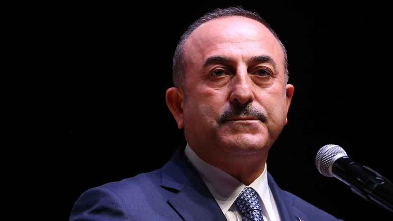 Bakan Çavuşoğlu Ülkesine Dönen ve Türkiye'ye Girişi Engellenen Göçmen Sayısını Açıkladı