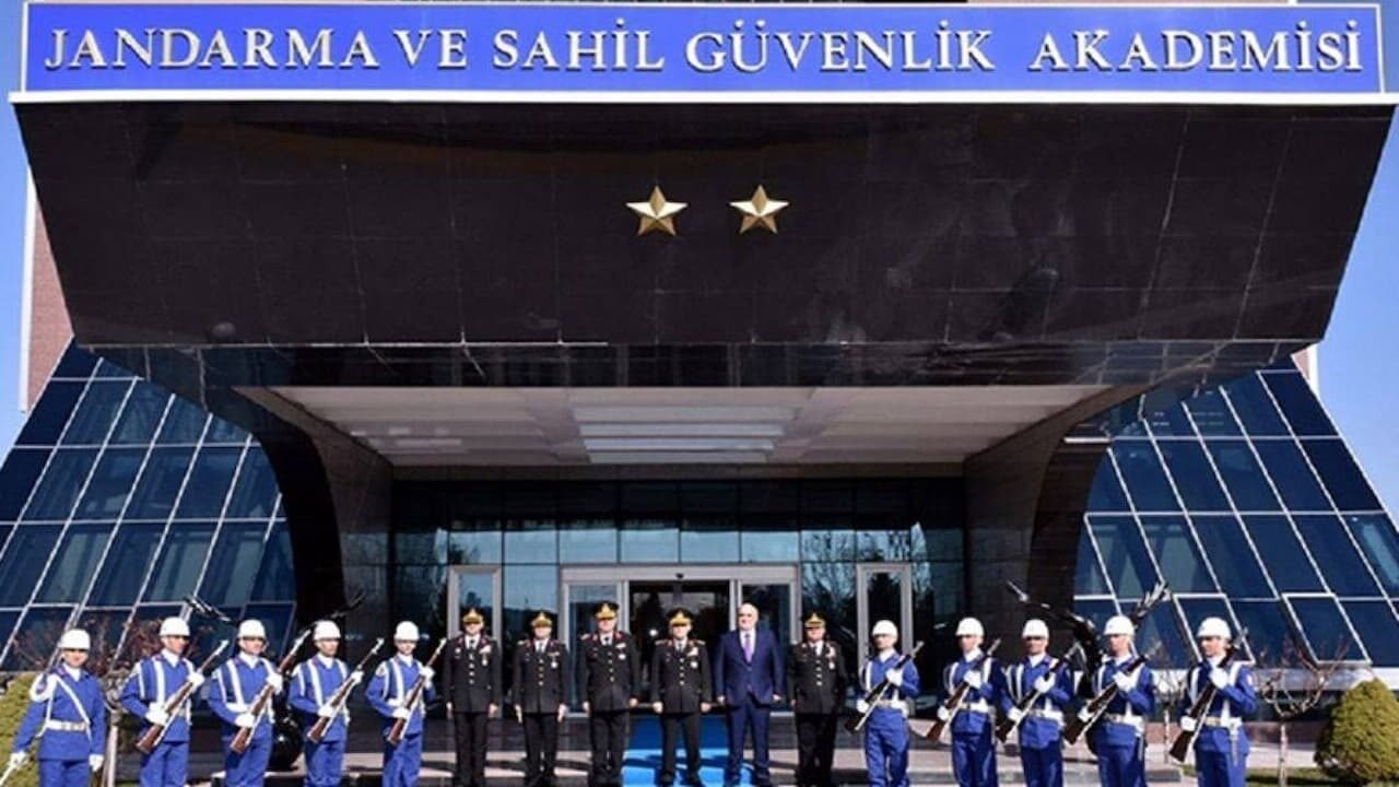 Jandarma ve Sahil Güvenlik Akademisi KPSS'siz Bilişim Personelleri Alacak!