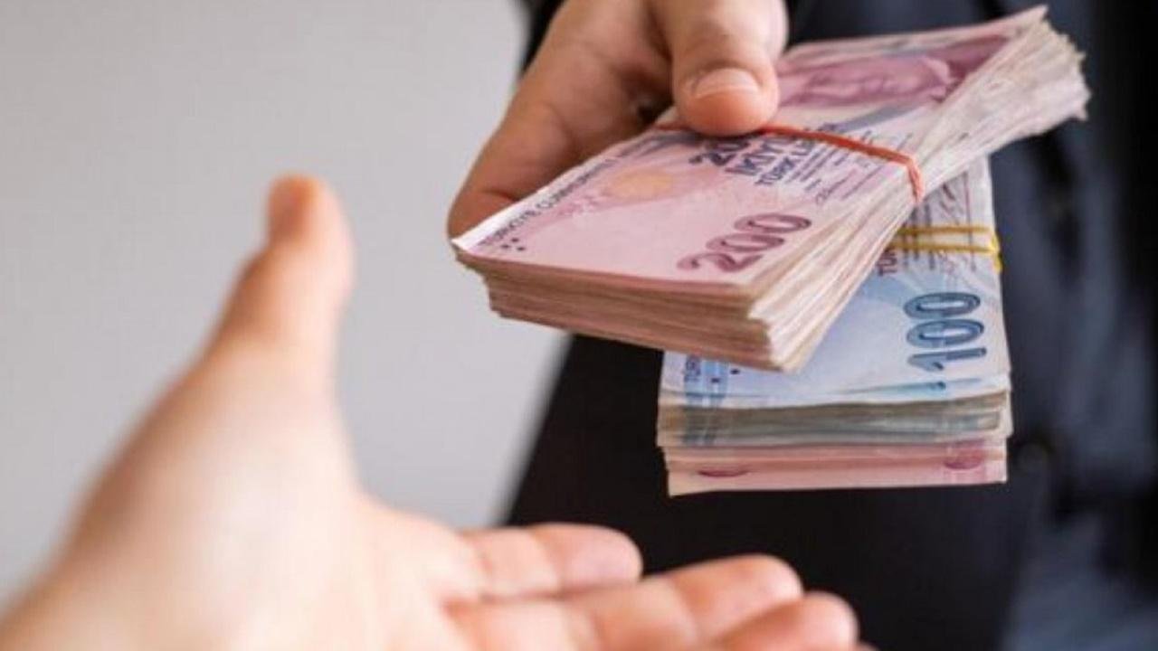 Yapı Kredi Bankası'ndan Bayram Öncesi Faizsiz Nakit Hizmeti: 5 Bin TL 12 Ay Vade ile Hesabınızda!