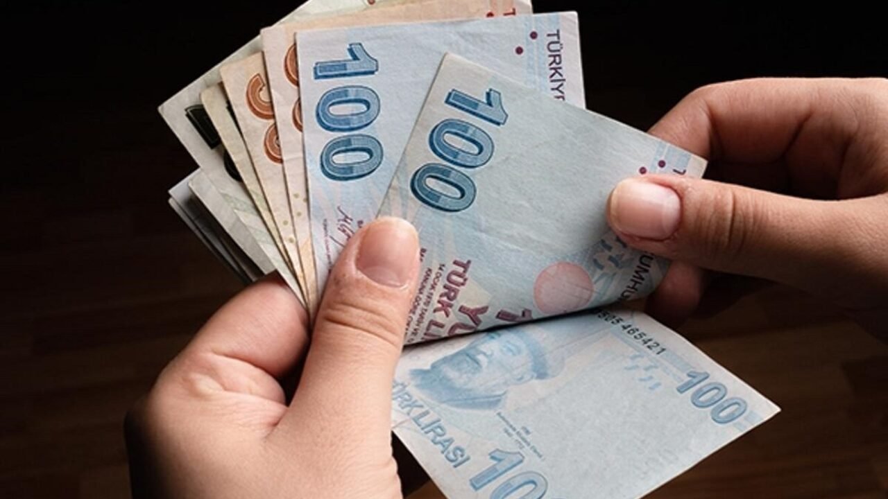 Oturduğunuz Yerden Aylık 853 TL Kazandıran Bankacılık Hizmeti Açıklandı! En Yüksek Faiz Getirisi Hangi Bankada?