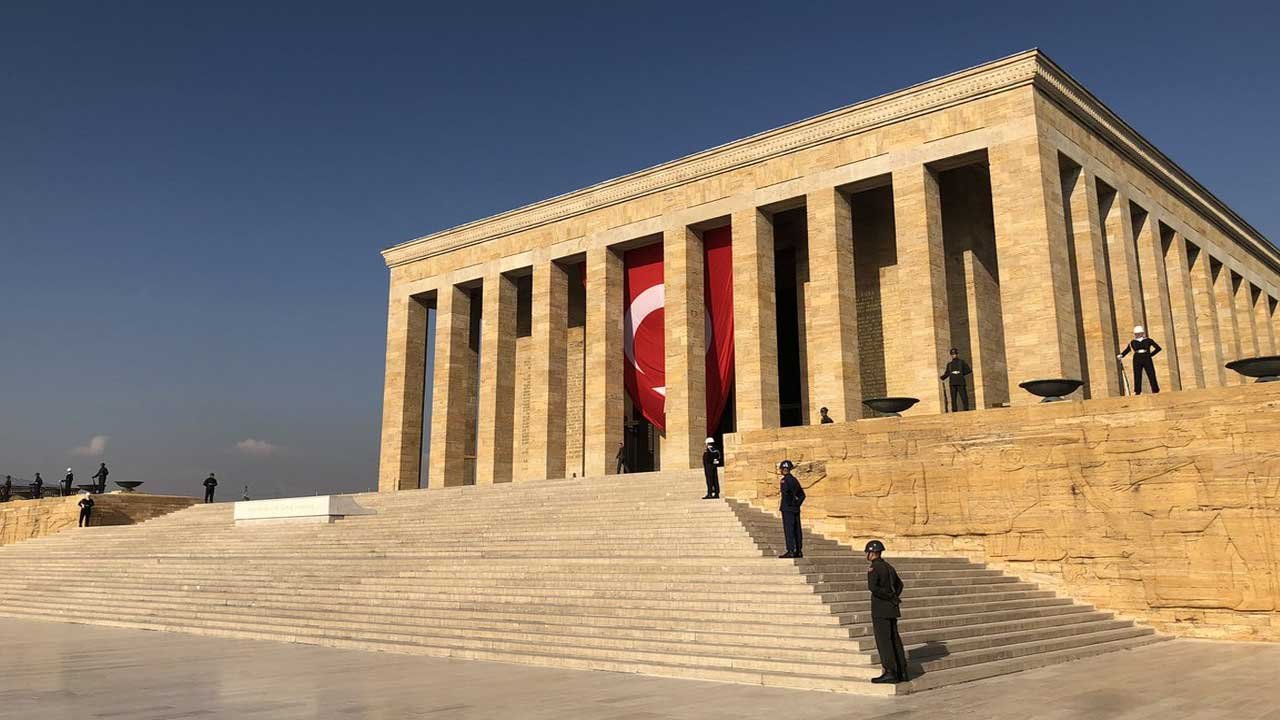 Anıtkabir Bayramda Açık Mı 2022? Bugün Anıtkabir'de Ziyaret Var Mı, Kaça Kadar Açık?