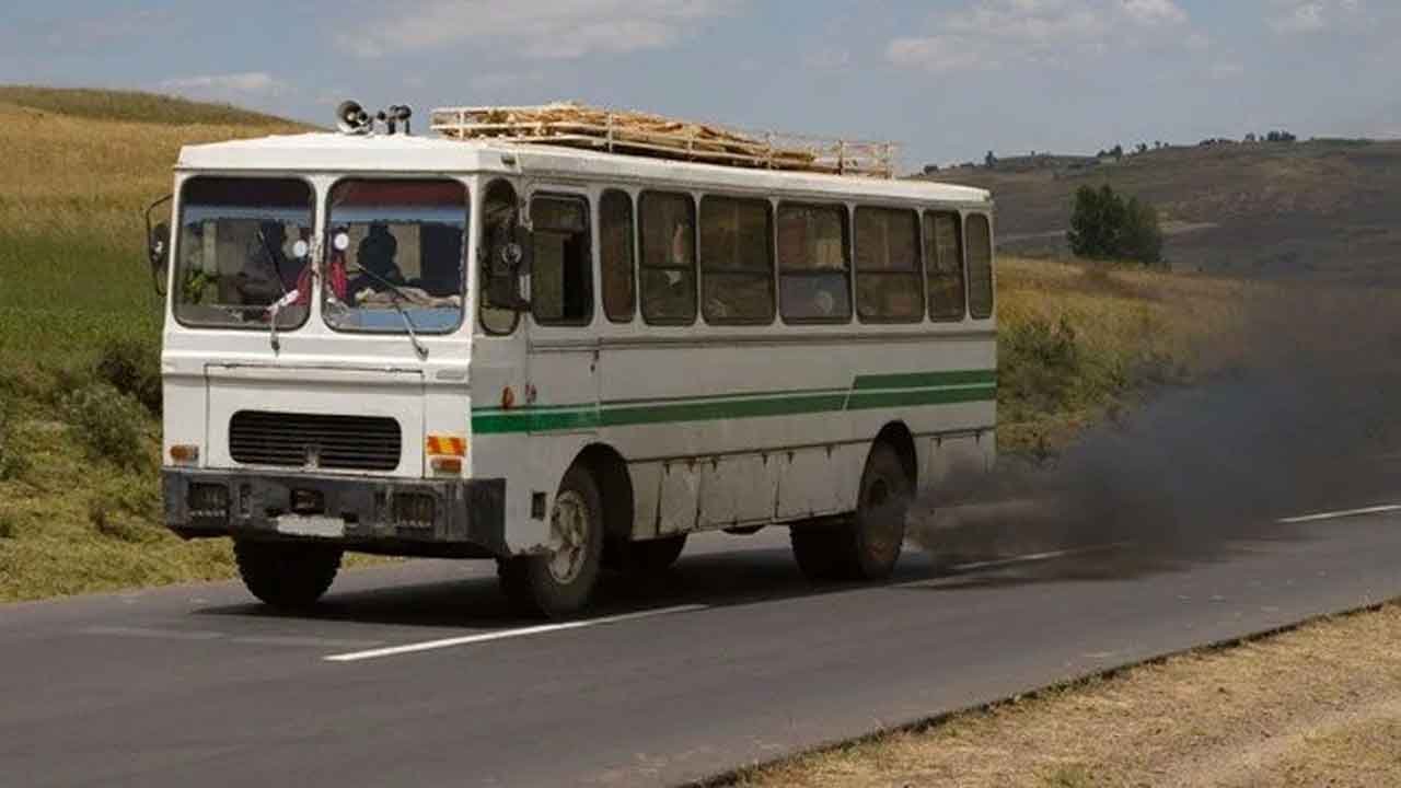 Haiti'de 8 Türk Vatandaşın da Bulunduğu Yolcu Otobüsü Kaçırıldı