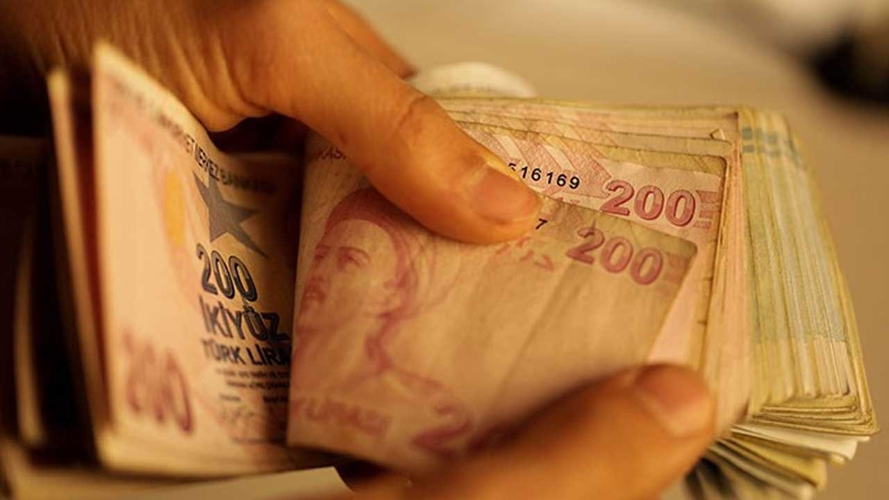 Mayıs'ta çek Ağustos'ta öde! 10.000 TL ihtiyaç kredisi için bankaların aylık faiz oranları