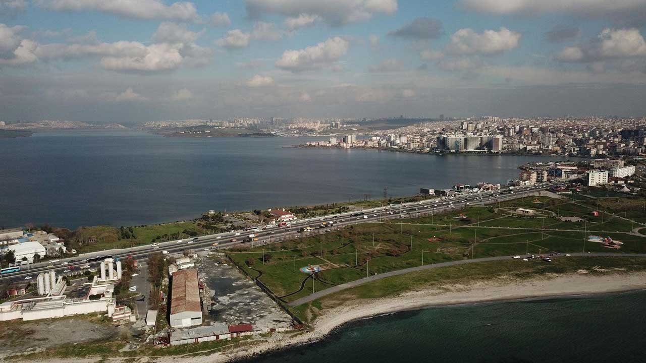 Unutulmuştu Bakan Karaismaioğlu'ndan Kanal İstanbul açıklaması! Lojistik İhtiyaç