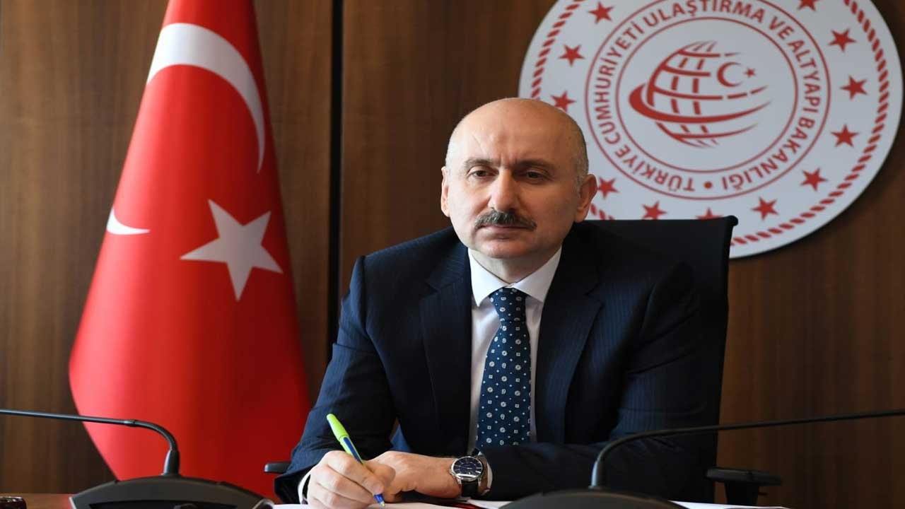 Bakan Karaismailoğlu Atatürk Havalimanı'nın Tamamen Kapatılmayacağını Açıkladı