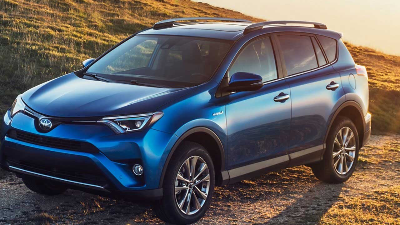 Toyota'dan Yakıt Cimrisi SUV! Toyota ÖTV İndirimli RAV4 2022 Fiyat Listesi