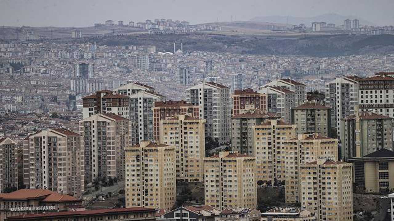 TÜİK açıkladı: Yapı ruhsatı verilen bina sayısı ve yüz ölçümü geriledi!