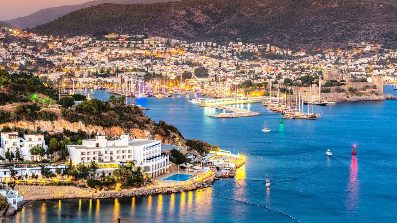 Bodrum'da Kiralık Ev Fiyatları Dörde Katlandı, Maaşı Kiraya Yetmeyen Öğretmenler Tayin Talebinde Bulunmaya Başlandı!