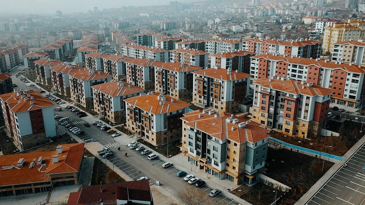 Konutlarda Fahiş Kiralara Karşı Belediyelere Ömür Boyu Kiralık Konut Önerisi!