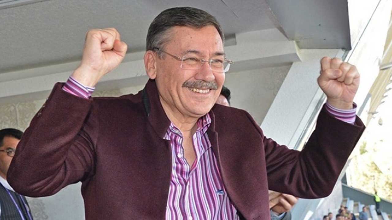 Melih Gökçek jelibon olayı ne, neden gündem oldu, ne dedi? 6 milyar dolarlık jelibon rezervi paylaşımları!