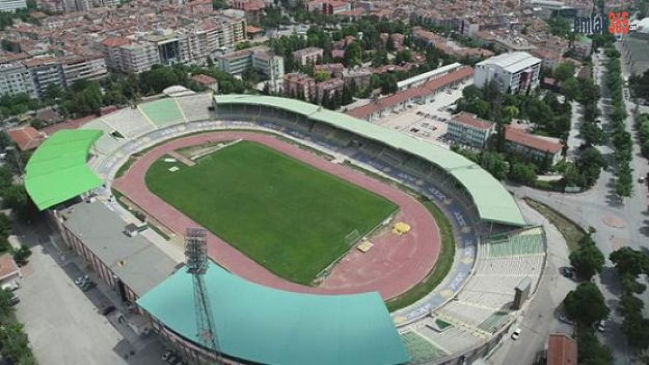 Konya Millet Bahçesi Projesi İçin Konya Atatürk Stadyumu Yıkıldı