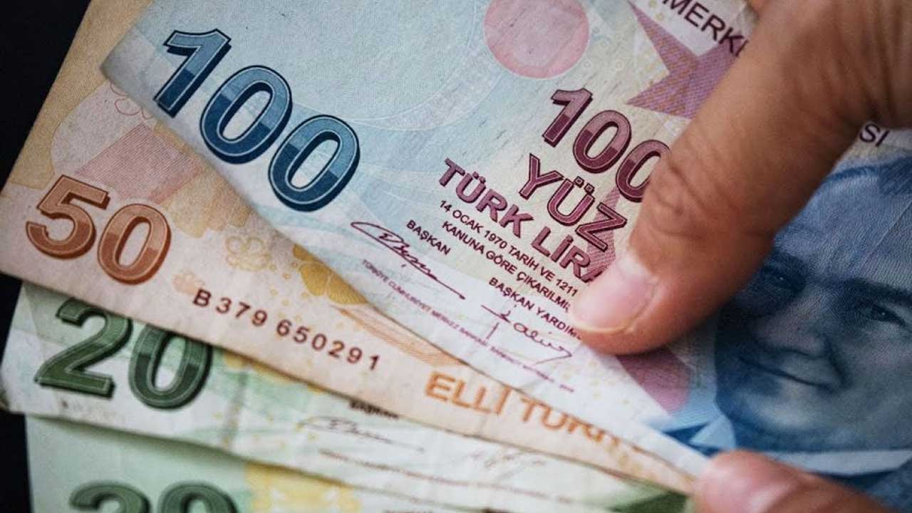 Emeklilerin gelir kapısı çoğaldı! Tek seferde 5000+250 TL alabilecekler! Son gün yaklaşıyor