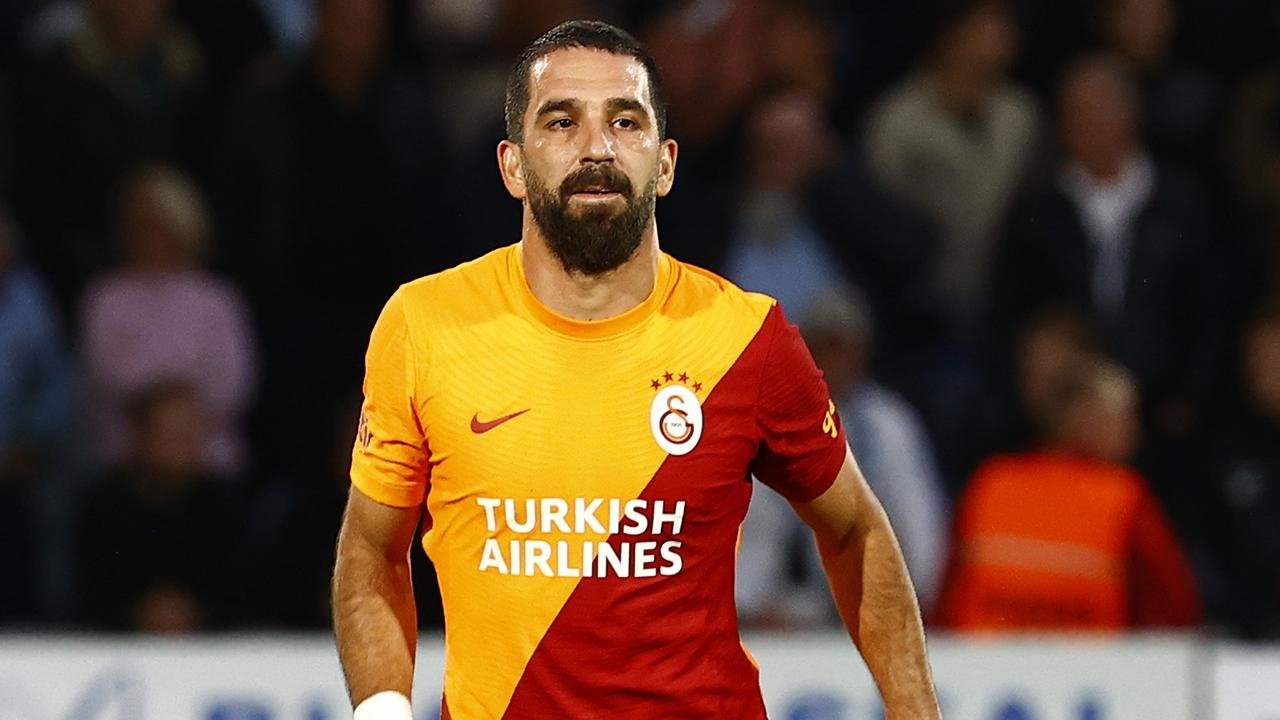 Arda Turan’dan teknik direktörlük sinyalleri: Atletico Madrid ve Barcelona karışımı oyun stili istiyorum