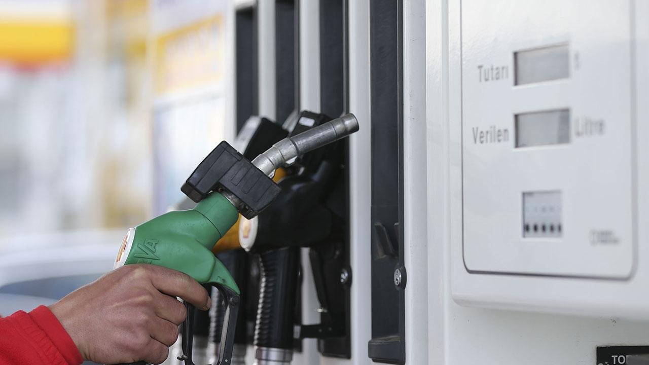 Akaryakıtta yeni zam var mı? İstanbul, Ankara, İzmir benzin ve motorin fiyatları!