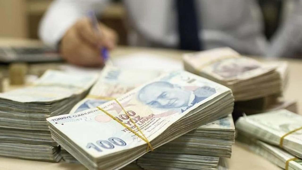 150 bin TL taşıt kredisine en düşük taksit hangi bankada? Halkbank, Denizbank, Garanti BBVA, Yapı Kredi, İş Bankası!