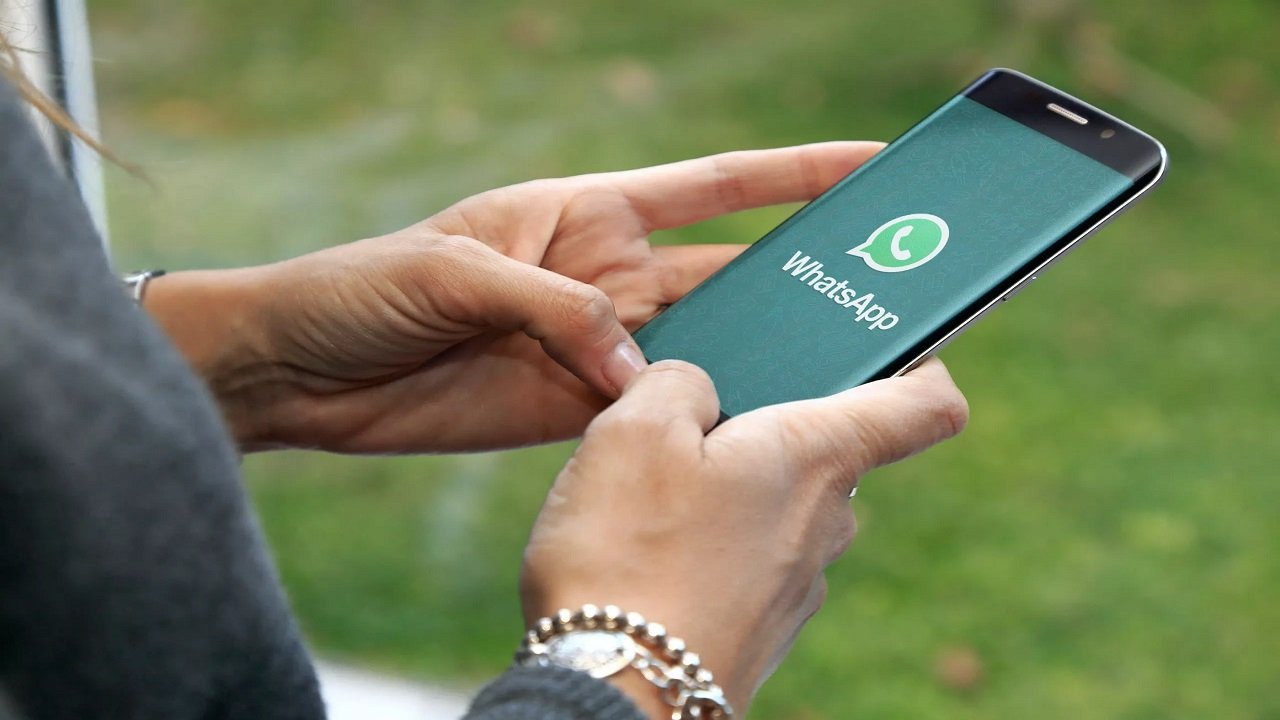 Yalnızlığa çare WhatsApp'tan geldi: O özellik sayesinde kendi kendinize mesaj atabileceksiniz!