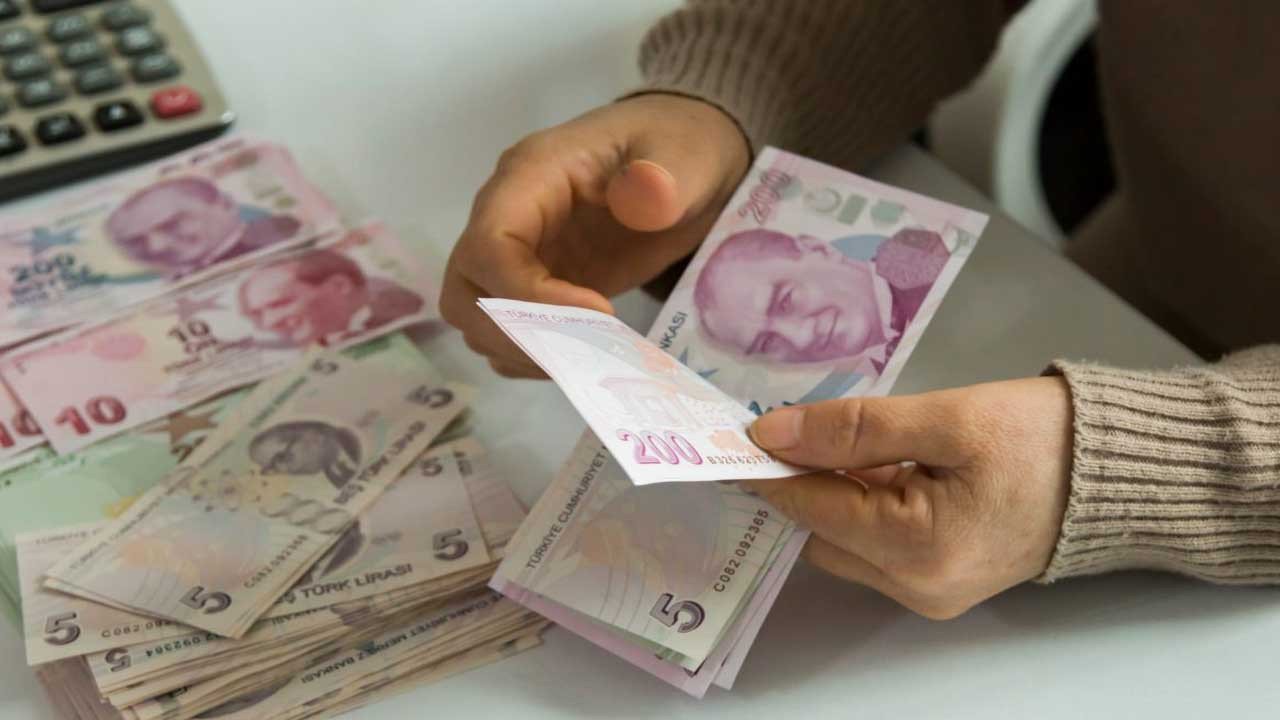 0.99 faiz oranı ile 150.000 TL taşıt kredisi için son günler başvuruyu kaçıran üzülür!