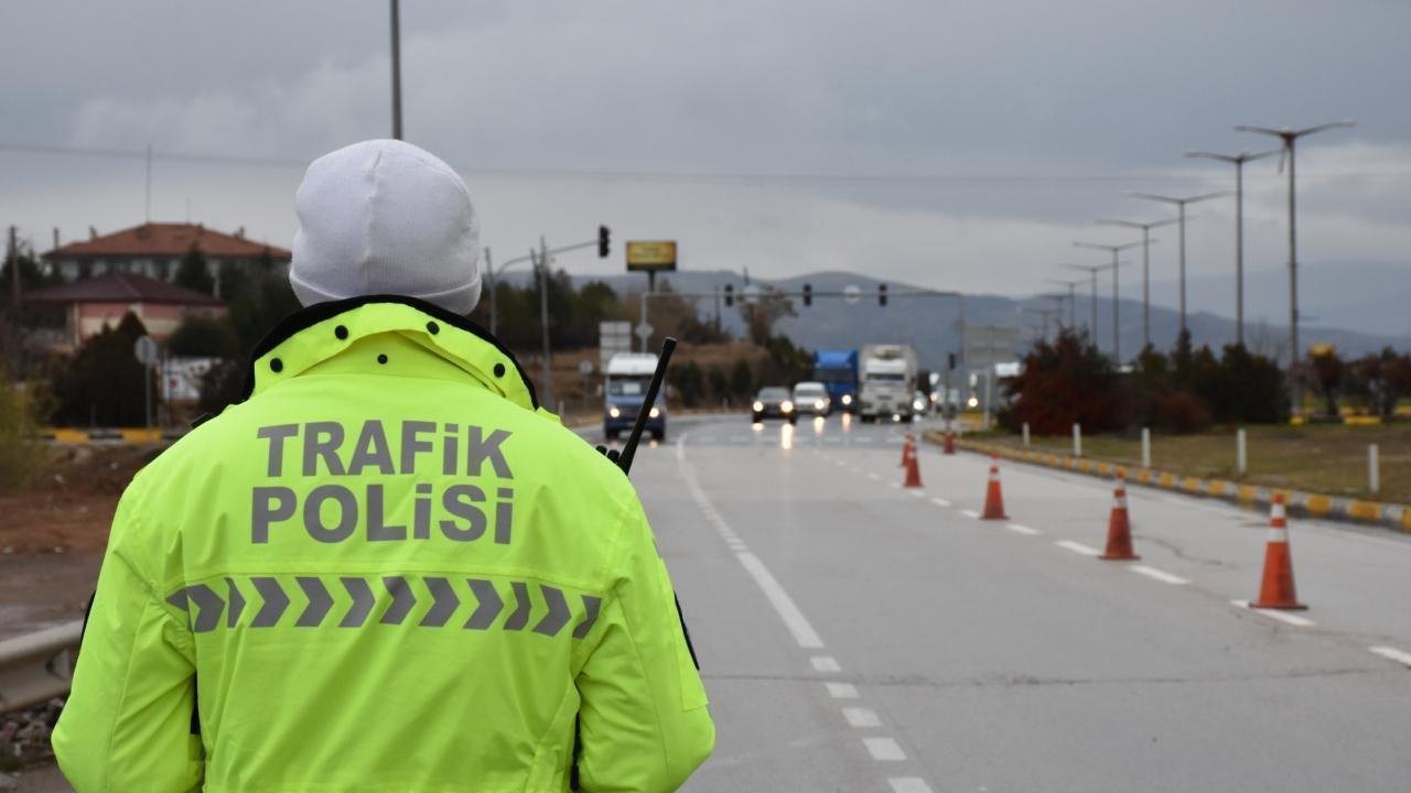 2023 trafik cezaları belli oldu! Trafik kurallarına uymayanlar bu paraları ödeyecekler!