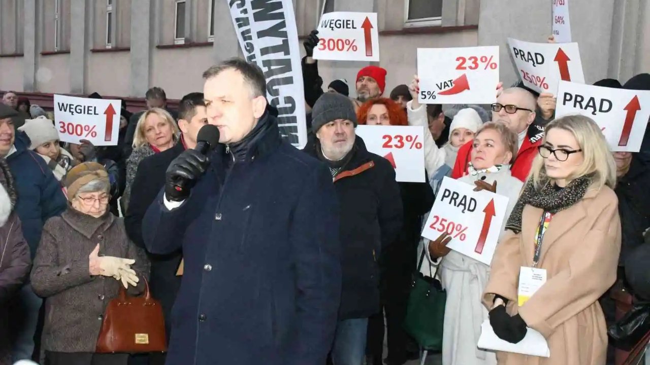 Enerji Fiyatlarına Gelen Zam Protestolara Neden Oldu