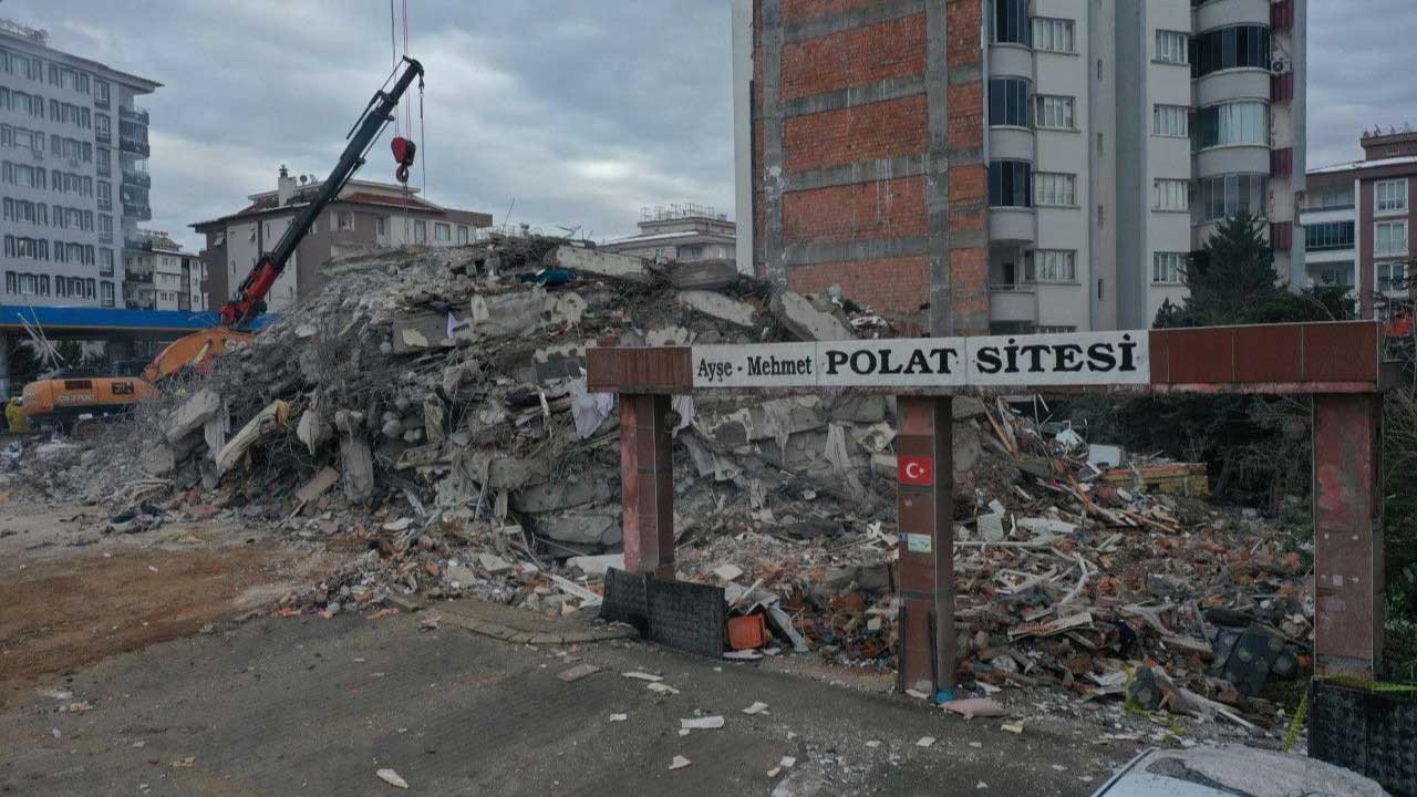 Ayşe-Mehmet Polat Sitesi'nin müteahhidi site sakinlerini suçladı!