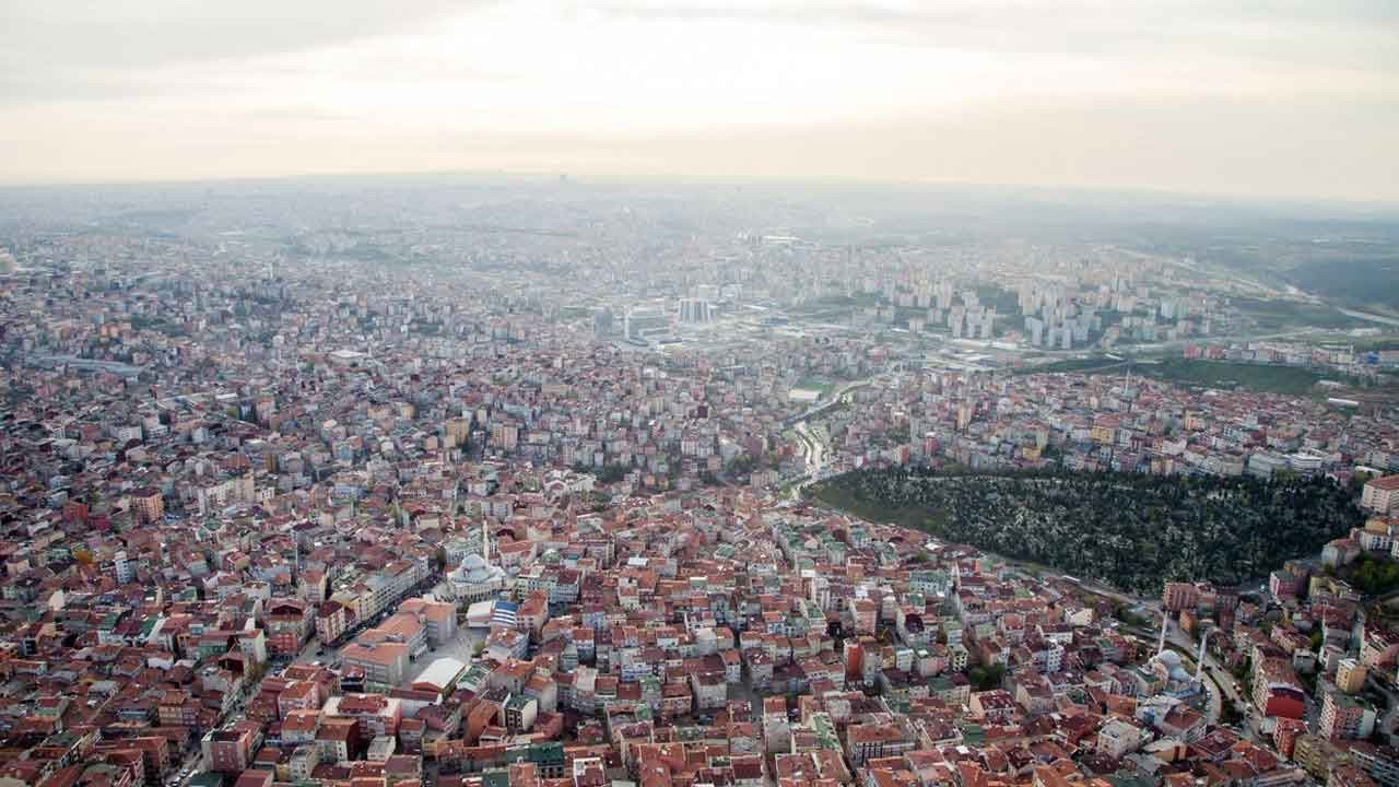 Celel Şengör beklenen büyük İstanbul depremi tahminini açıkladı riskli ilçeler için uyarı yaptı