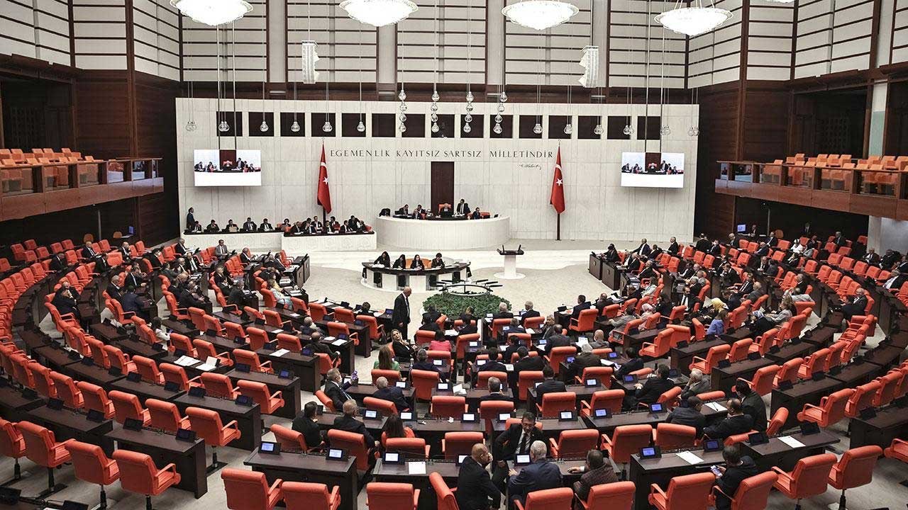 AK Parti'den 41 maddelik yeni kanun teklifi meclise sunuldu! Atıl tarım arazileri için yeni karar