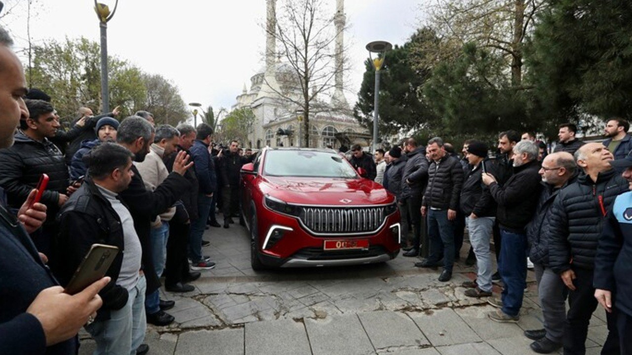 Mustafa Varank'ın makam aracı TOGG T10X oldu!