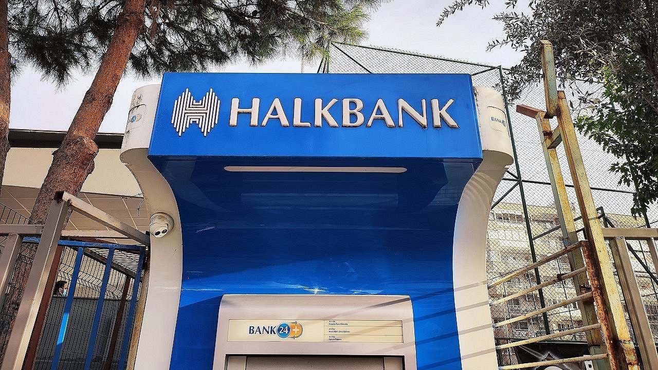 Halkbank faizi değiştirdi! 250.000 TL taşıt kredisi için yeni taksit tablosu!