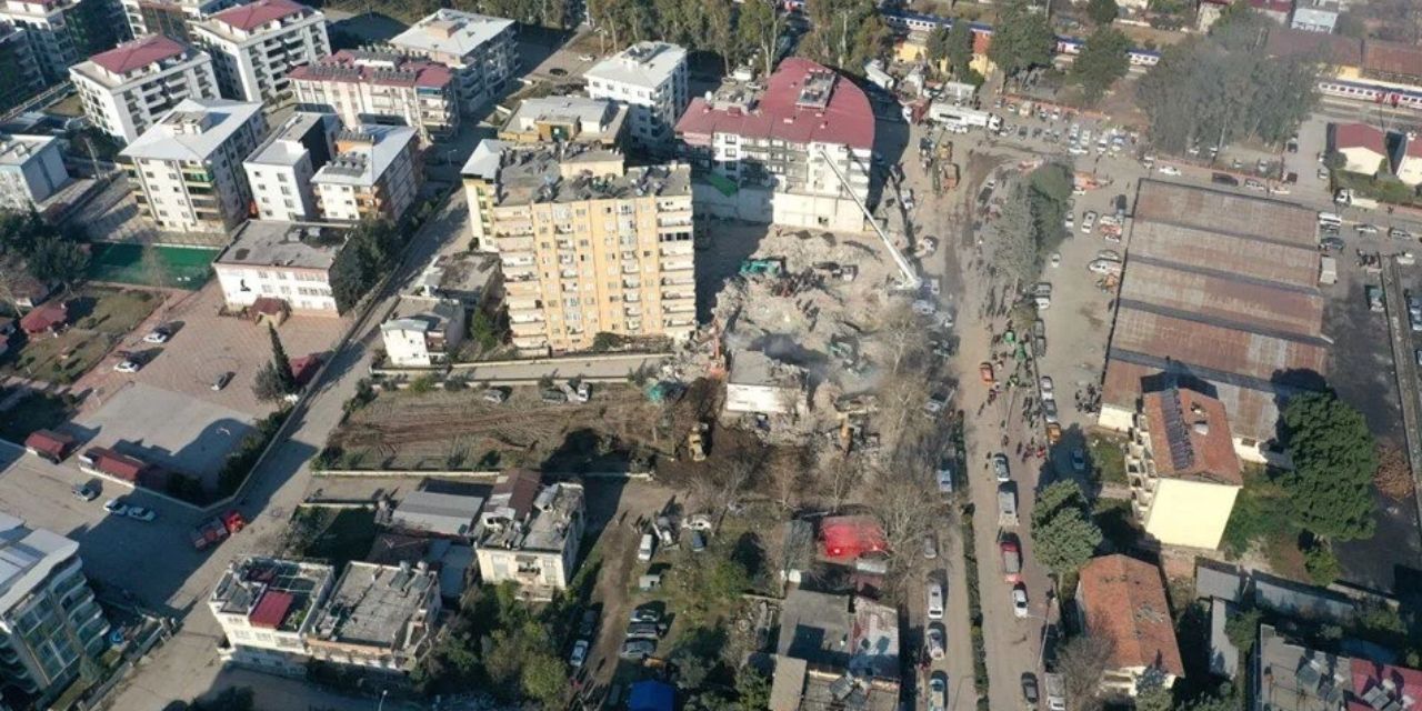 Bakan Özhaseki depremin toplam maddi zararını açıkladı!