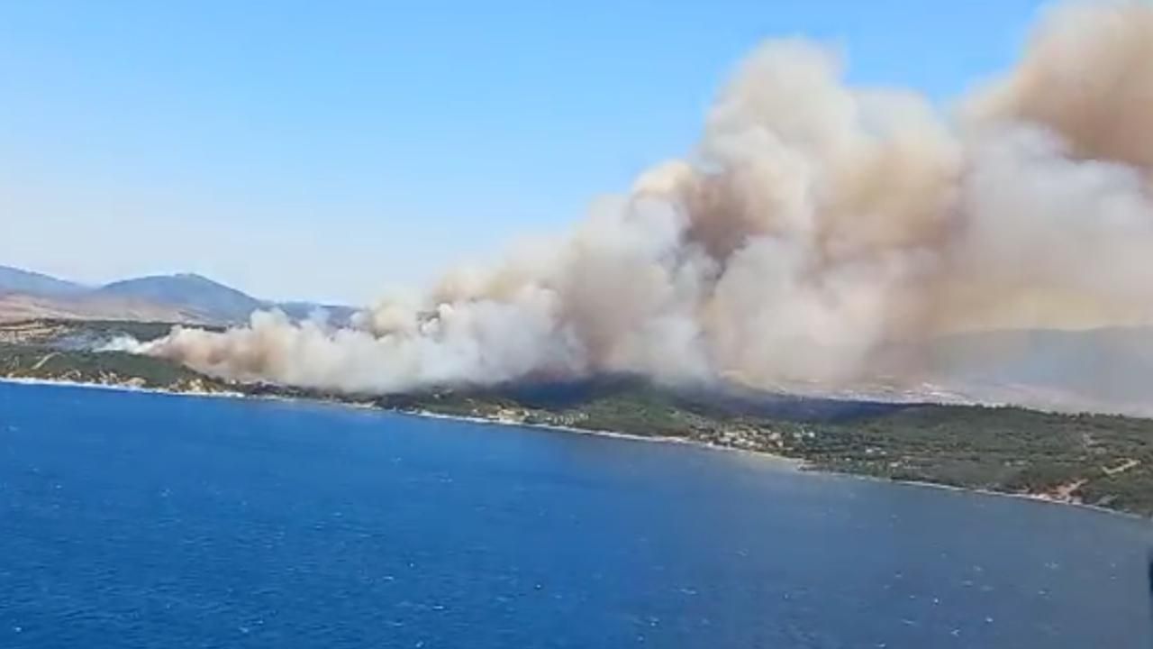 İzmir'de orman yangını! Evler tahliye edilmeye başlandı