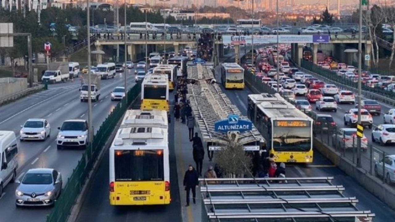 Milyonlarca vatandaş için duyuru geldi! O ilde toplu taşıma ücretsiz oldu