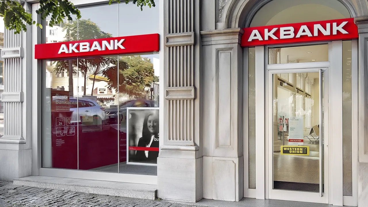 Akbank’tan yatırımcılara büyük jest: Yüzde 36 kazanç için sadece başvurmak gerekiyor! İşte başvuru koşulları