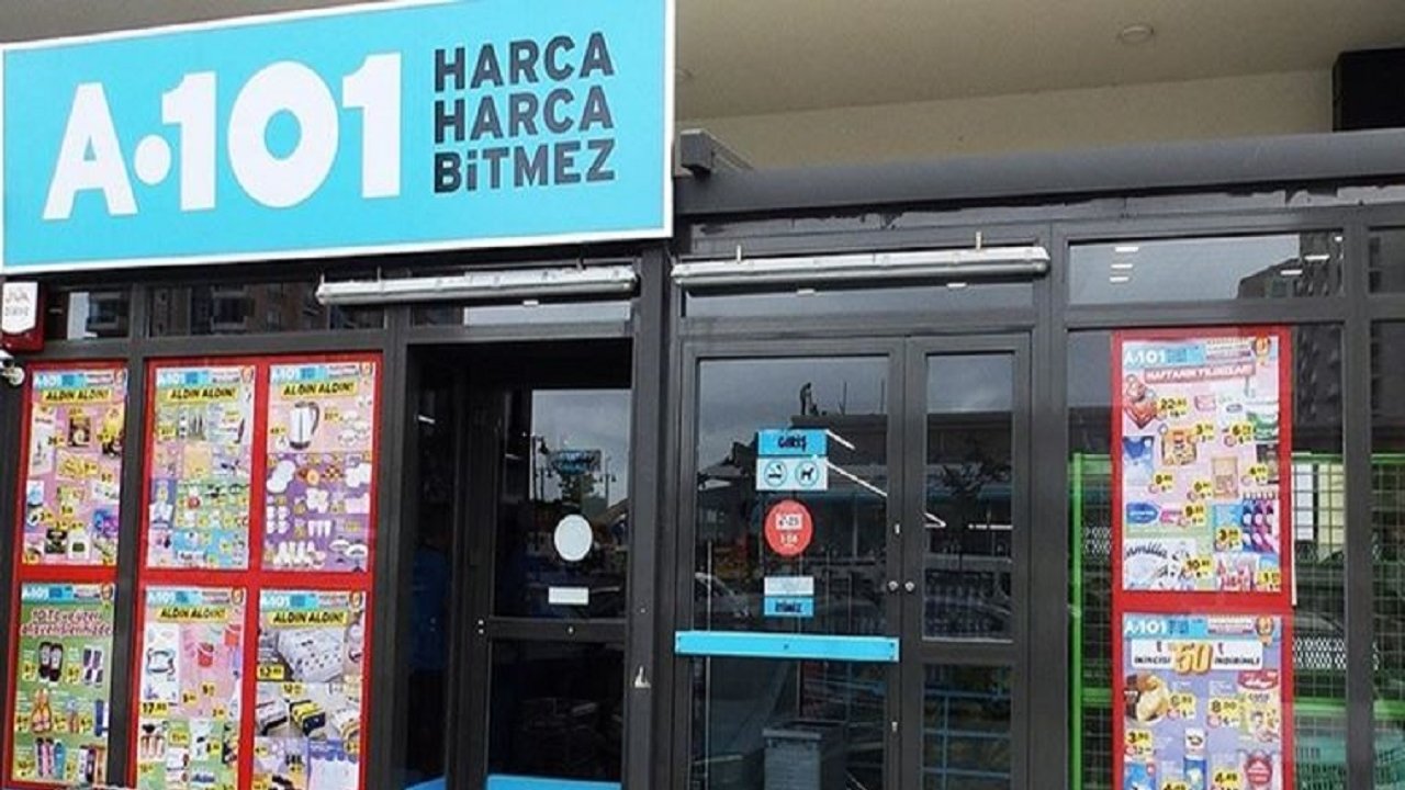 A101’de neye ihtiyacınız varsa o indirimde: Sineklikler 49,90 TL, raflar 99,90 TL! İşte 14 Eylül A101 indirimleri