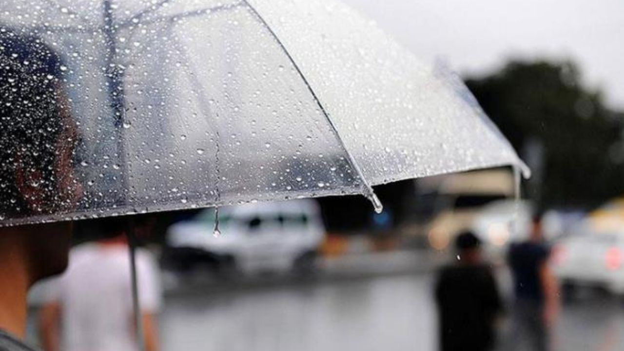 O gün sakın evden çıkmayın! Meteoroloji uzmanı turuncu kod vererek sağanak yağış uyarısında bulundu
