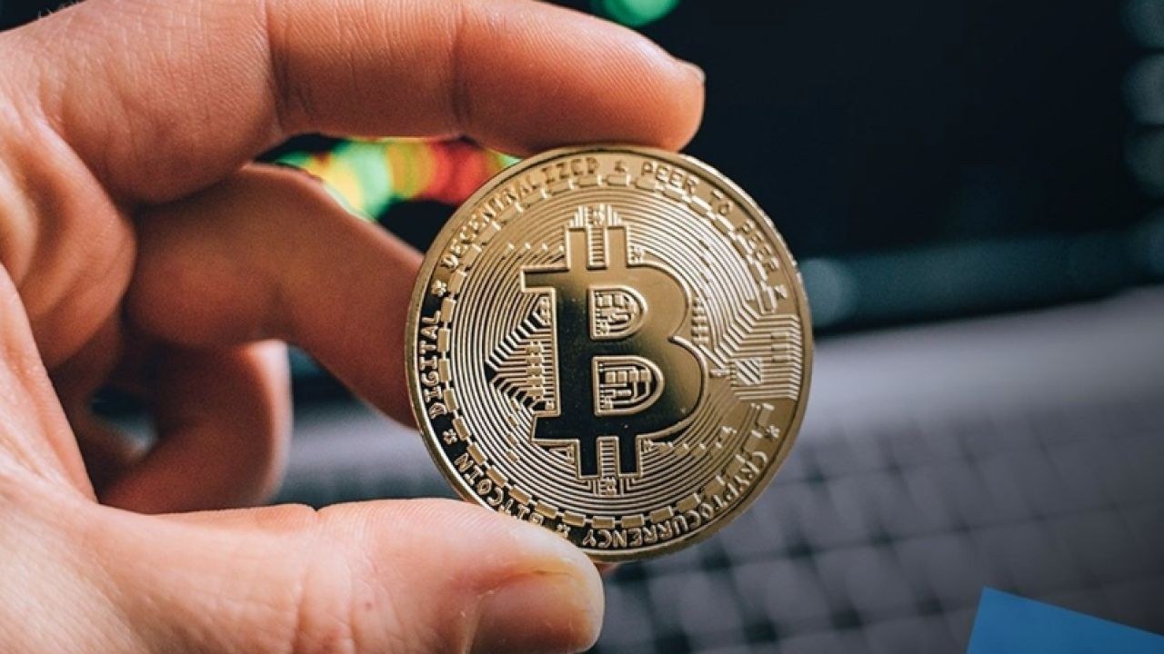 Bitcoin bir döndü pir döndü! Kripto parası olanlara kötü haber: Uzman isim kıyamet senaryosunu yazdı