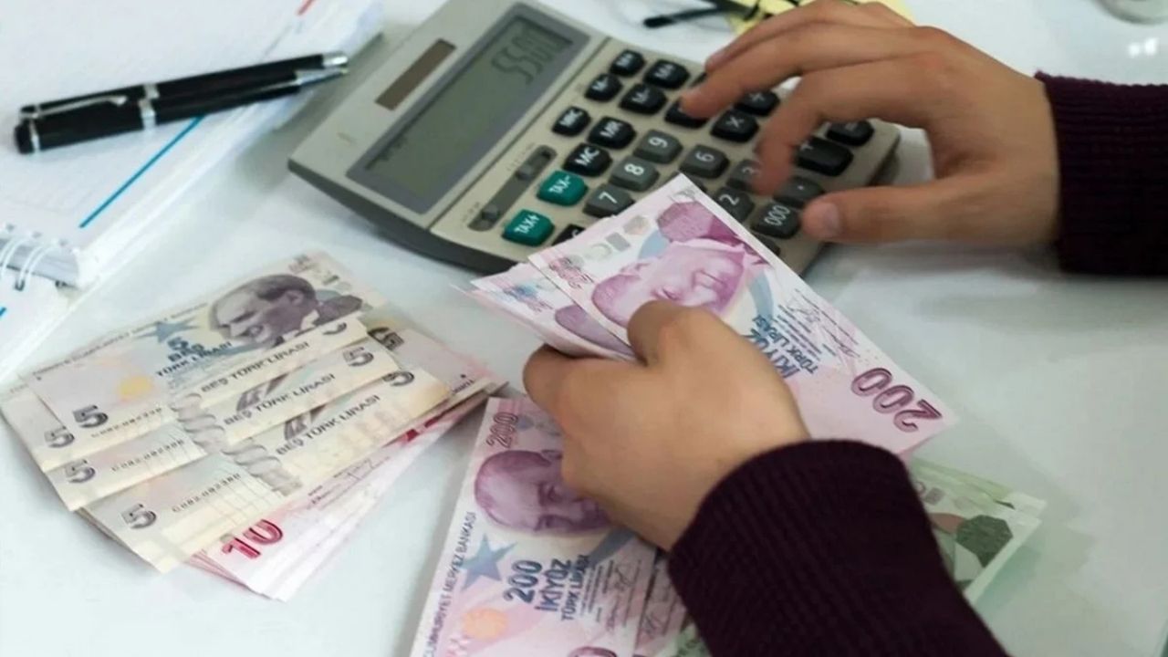 SMS ile başvuru yapan kazanacak! Vakıfbank harcamalarınıza özel 1200 TL para iadesi yapıyor