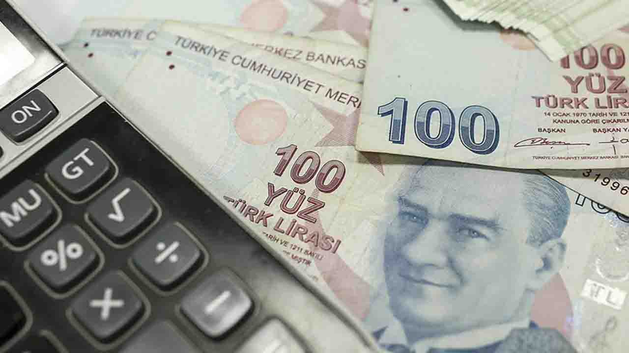 Emeklilere 19.500 TL sürprizi! Halkbank’a giden parasını alıyor!