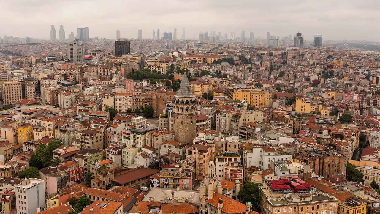 Konut fiyatlarında ibre tersine döndü! Ev fiyatları düşüşe geçti