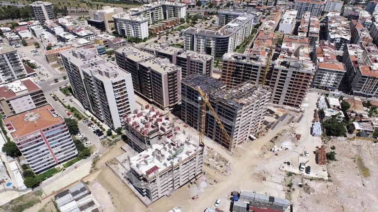 İzmir'de kentsel dönüşüm kördüğüm oldu