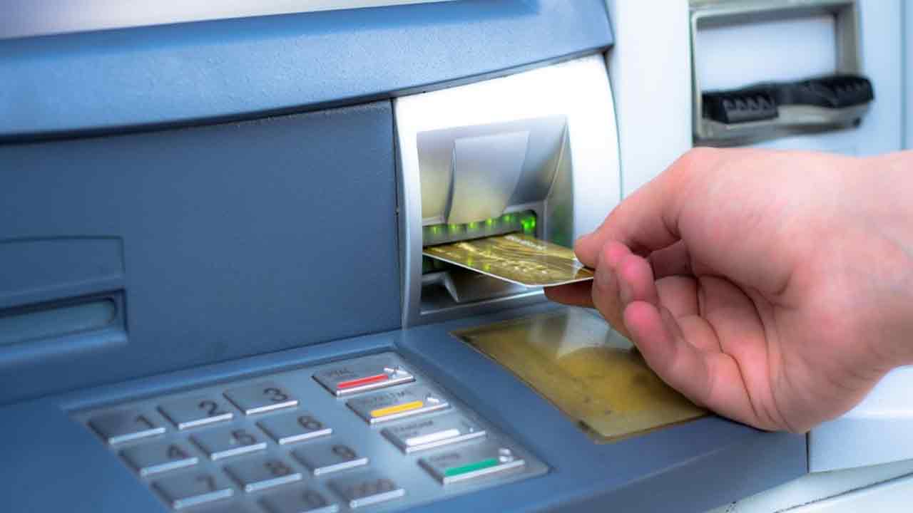 ATM'lerde para çekme sınırı değişti! Pazartesi yeni dönem başlıyor gitmeden bakın