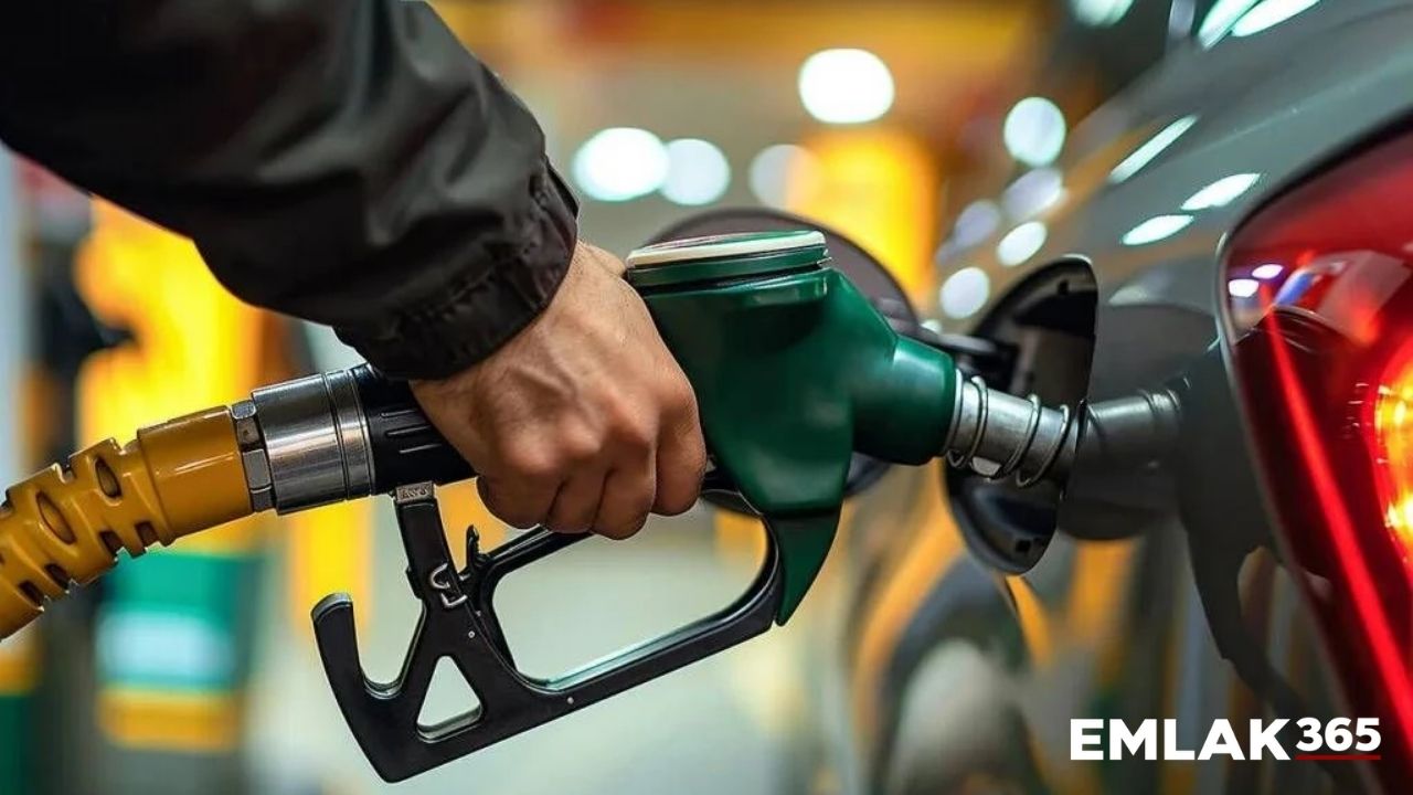 Akaryakıta peş peşe zam haberleri geliyor! Motorine bir zam daha yolda