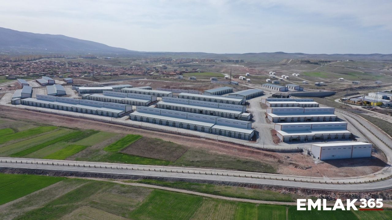 TOKİ ​Kütahya Merkez İnköy Sanayi Sitesi'nde 199 dükkân teslimine başladı!