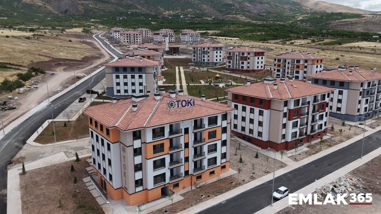 Malatya Kale'de TOKİ 91 konutun teslimine başladı!