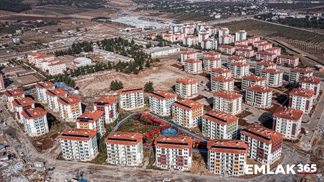 Emlak Konut GYO: Deprem konutları yıl sonuna kadar teslim edilecek