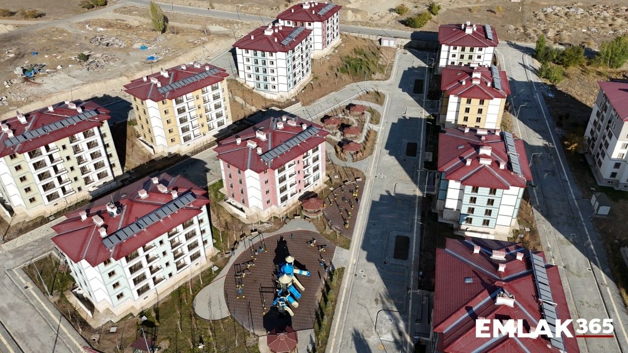 TOKİ Erzurum Aşkale'de 159 sosyal konut teslim etti!