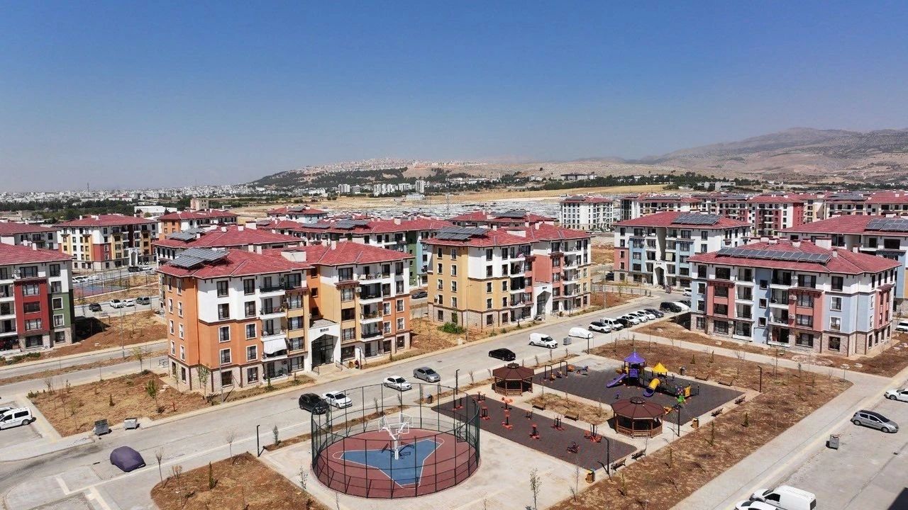Adıyaman'da 350 bininci afet konutu teslim edilecek!