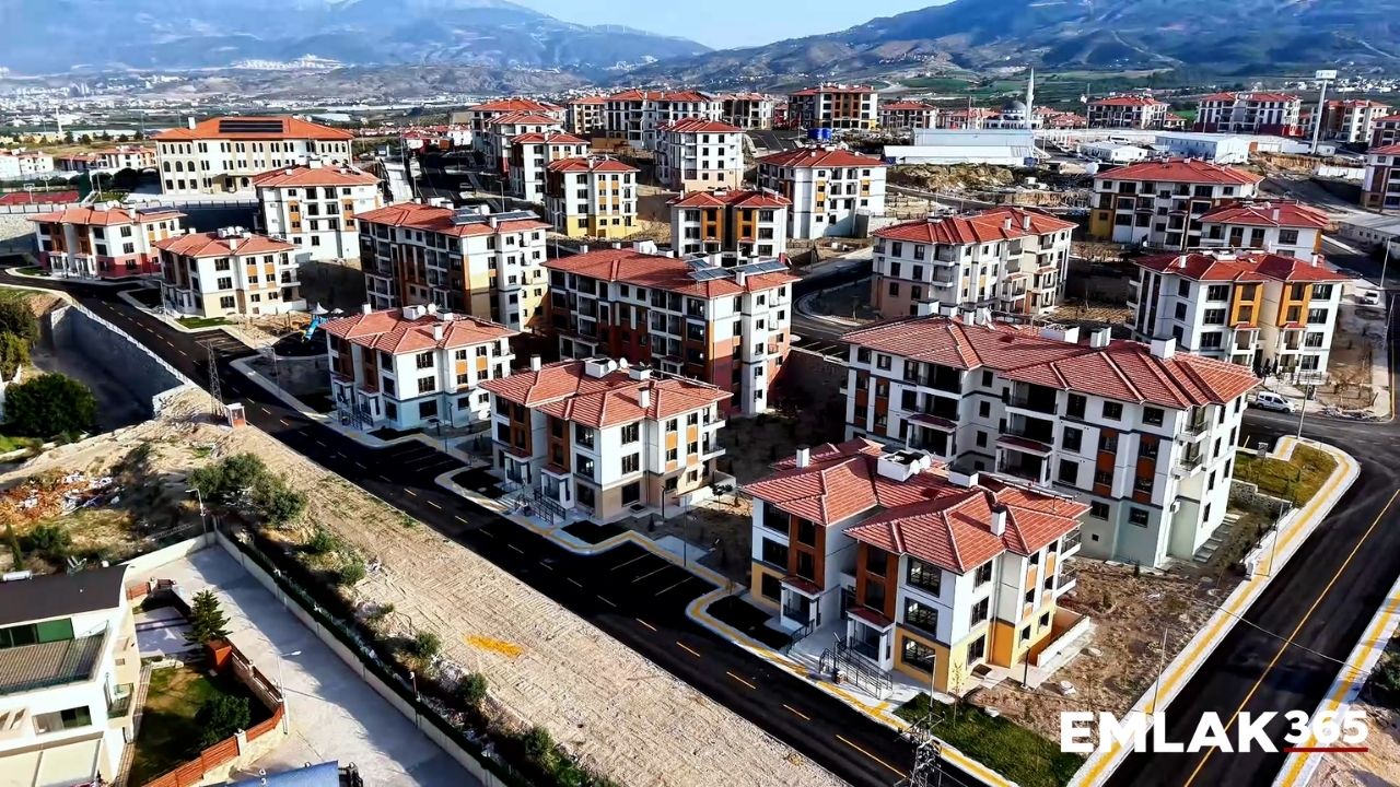 Hatay Arsuz'da TOKİ 126 sosyal konutun teslimine devam ediyor!