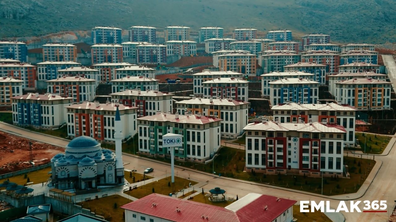 Deprem bölgesindeki son teslim töreni gerçekleştirilecek!