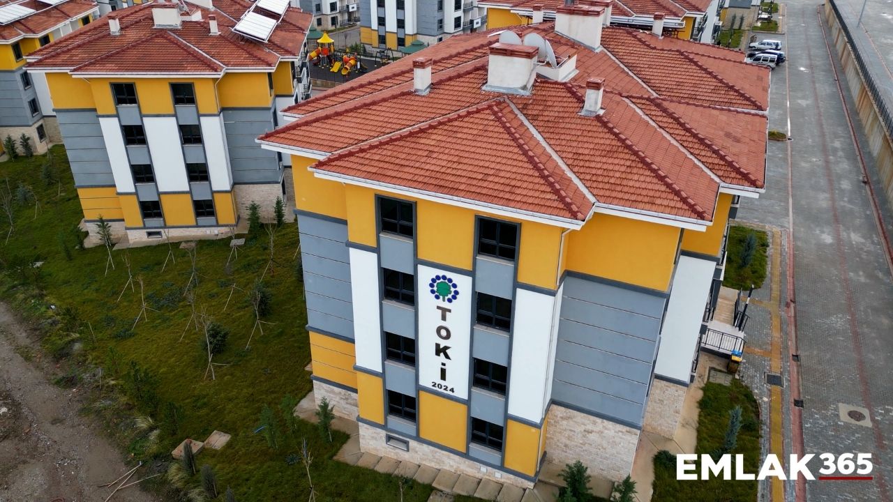 TOKİ Aydın Karacasu'da hak sahiplerine konutlarını teslim etti!